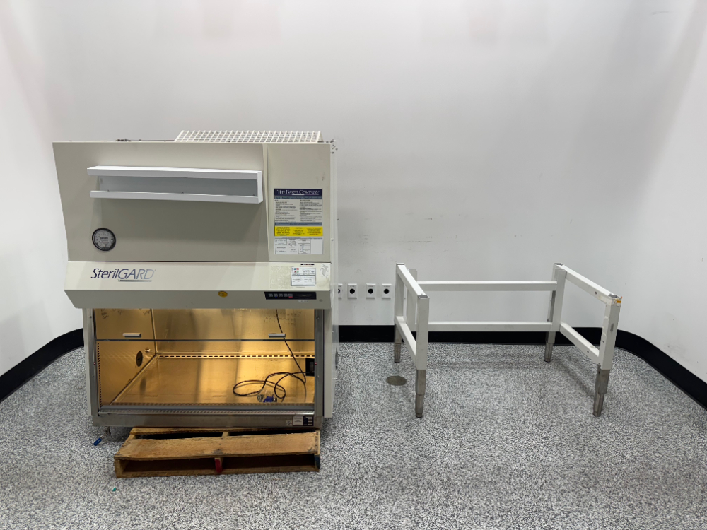 Image of The Baker Company SterilGARD 4' Biological Safety Cabinet
